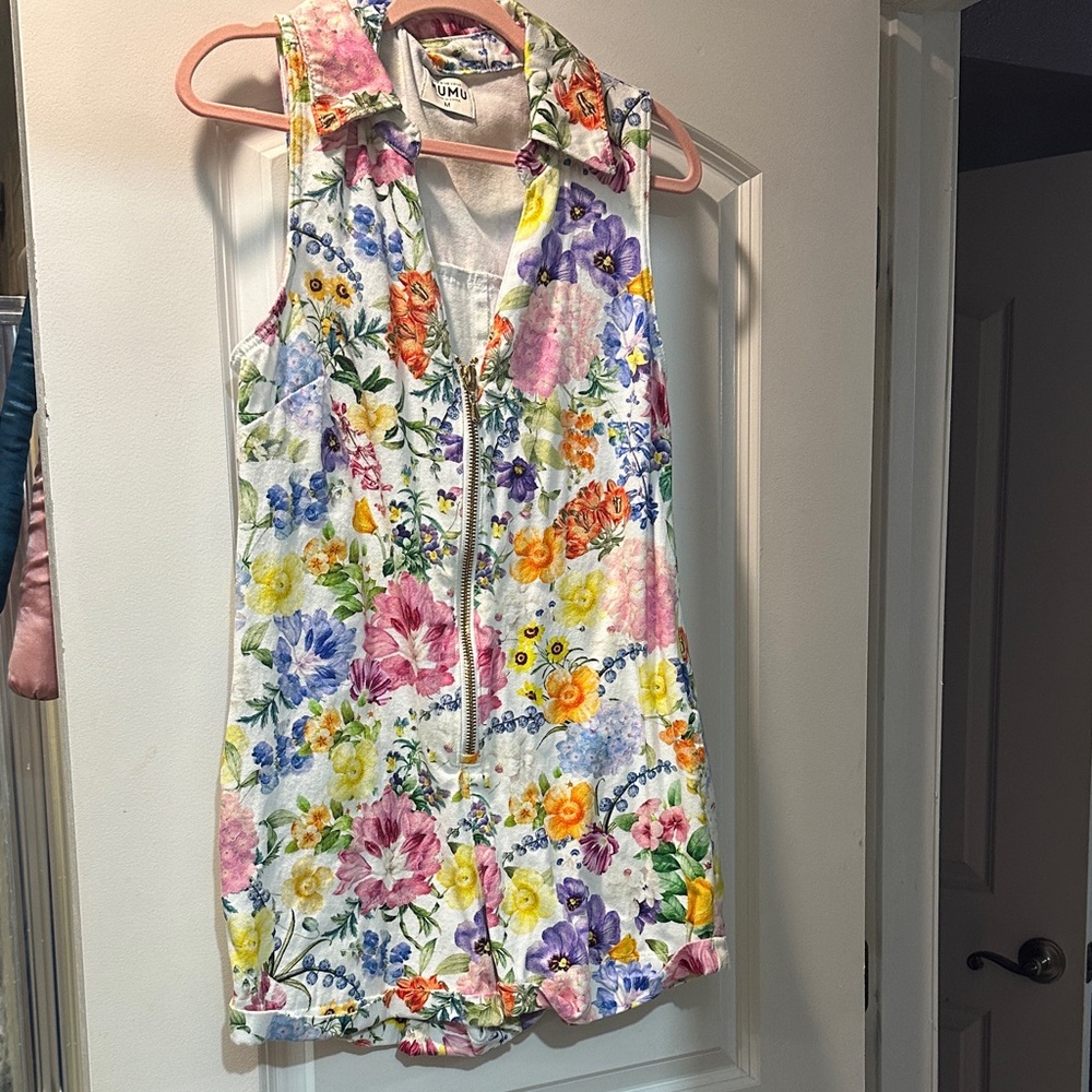 Floral Sleeveless Women's Romper - Multicolor